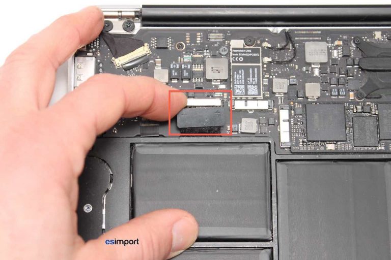 Changement de l’ensemble écran sur MacBook Air 11″ A1370