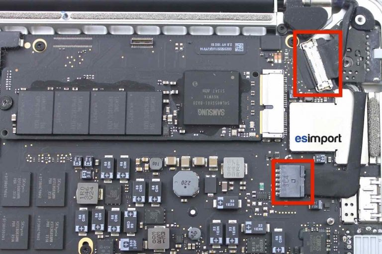 Changement carte mère macbook A1502