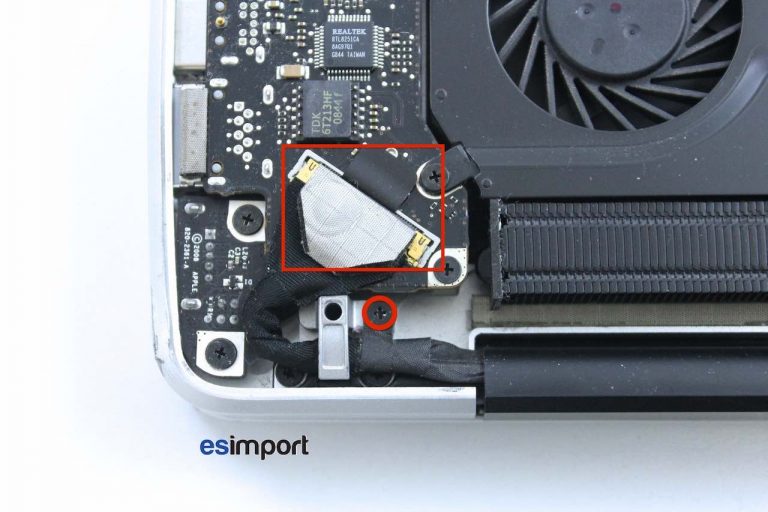 Changement de l’ensemble écran sur MacBook 15″ A1286 modèle 2008