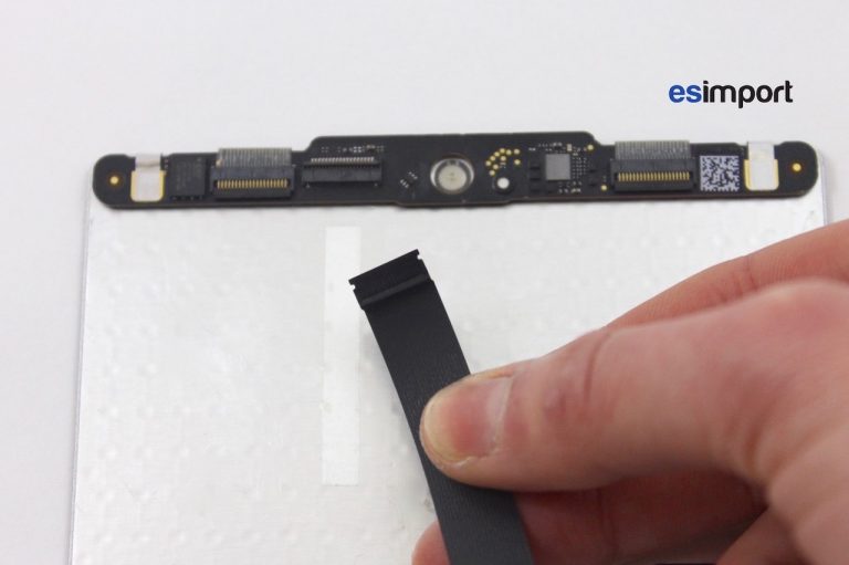 Changement trackpad macbook A1502