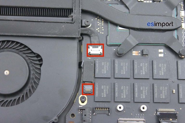 Changement carte mère macbook A1502