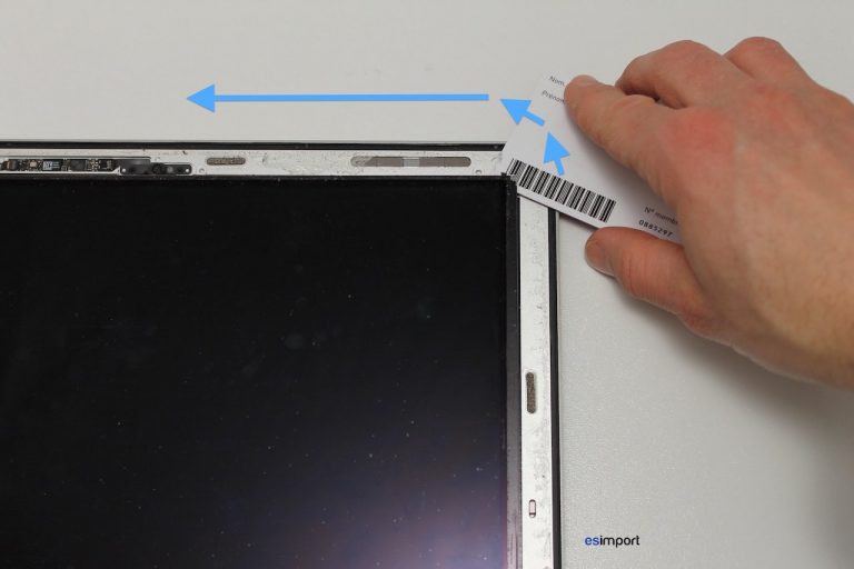 Remplacement écran LCD sur un macbook Air 11″ A1370