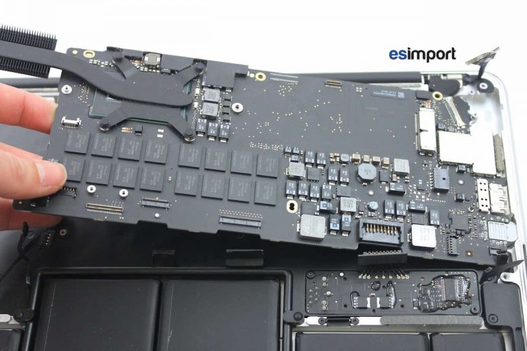 Changement carte mère macbook A1502