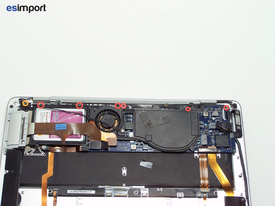 réparer charnière MacBook