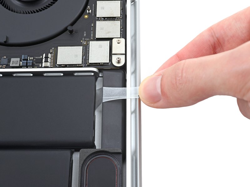 Changer batterie MacBook Pro 14 pouces 2021 A2442 - étape 13
