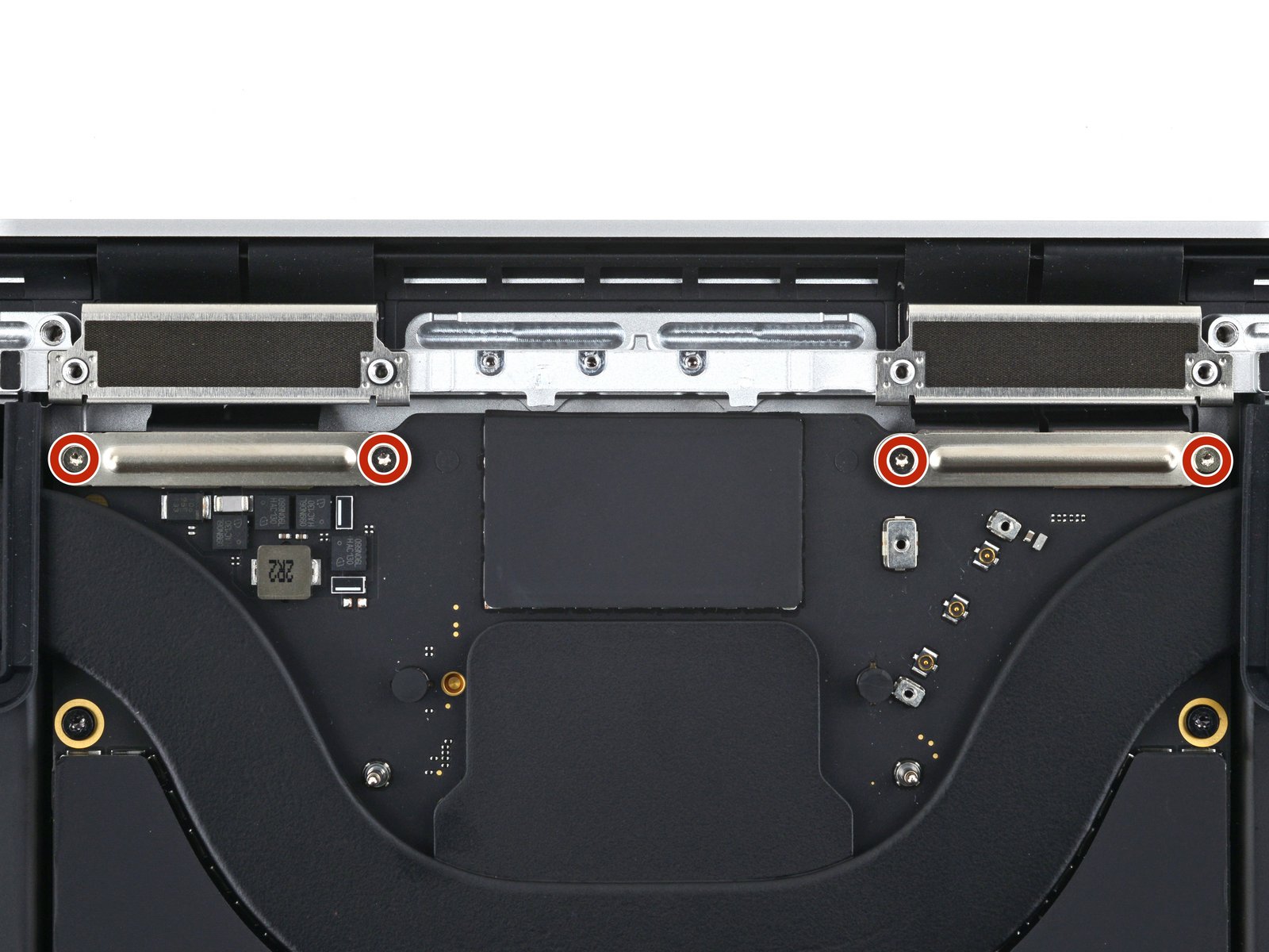 changer écran MacBook Pro 14 pouces 2021 A2442 - caches des nappes écran et vis Torx T3 vue 1
