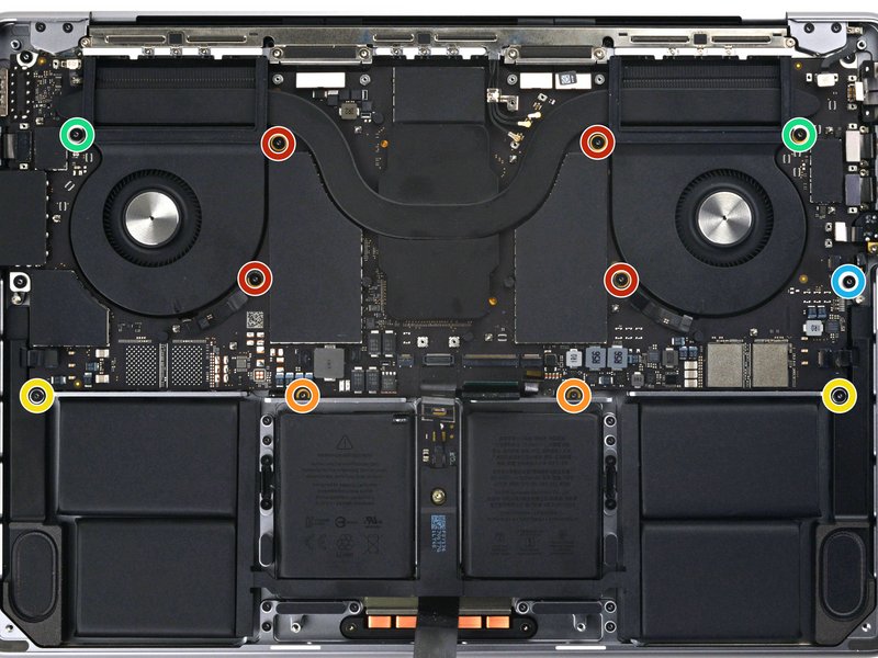 Dévisser la carte mère MacBook Pro 14 pouces 2021 A2442 carte mère étape 55